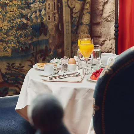Bourg Tibourg - Marais Szálloda 4*