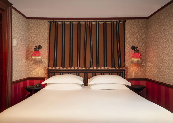 Bourg Tibourg - Marais 4*