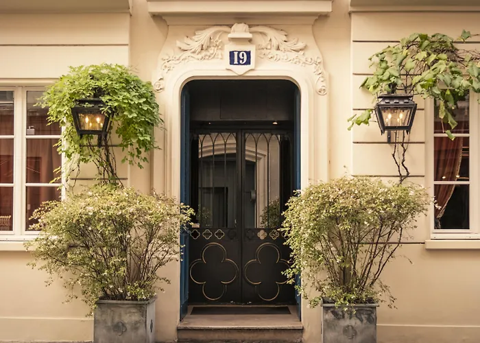 Bourg Tibourg - Marais 4*