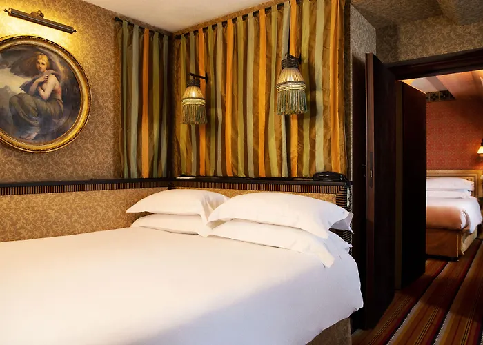 Bourg Tibourg - Marais 4*