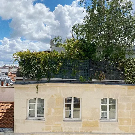 Du Bourg Tibourg Paris