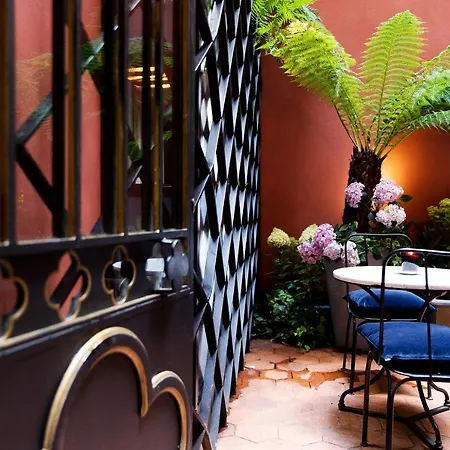 Hotel Du Bourg Tibourg Paris