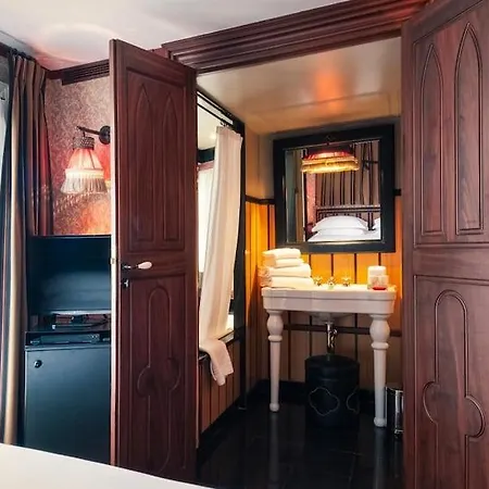 Du Bourg Tibourg 4* Paris