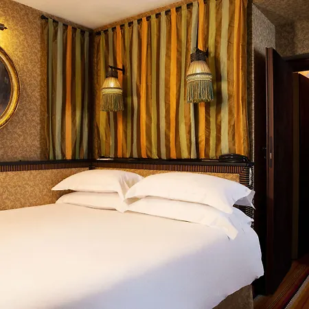 Bourg Tibourg - Marais 4*