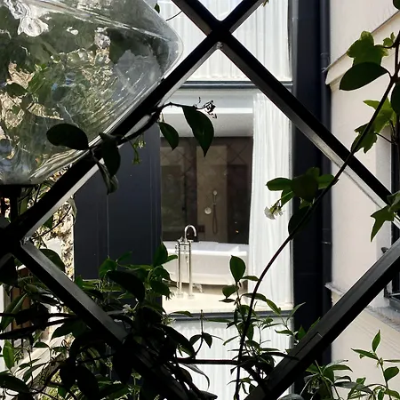 Bourg Tibourg - Marais 4*