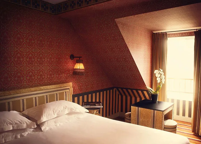 Du Bourg Tibourg 4* Paris