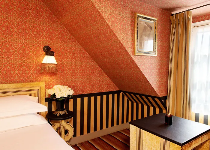 Du Bourg Tibourg 4* Paris