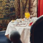 Bourg Tibourg - Marais Hotel 4*