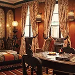 Bourg Tibourg - Marais Hotel 4*