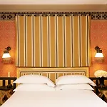 Bourg Tibourg - Marais 4* Paříž